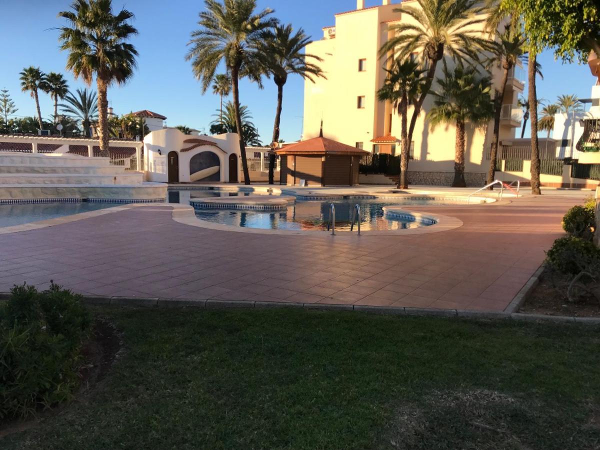 Estudio En Denia Con Piscina Y Wifi Privada, A 100 M Del Mar Eksteriør bilde