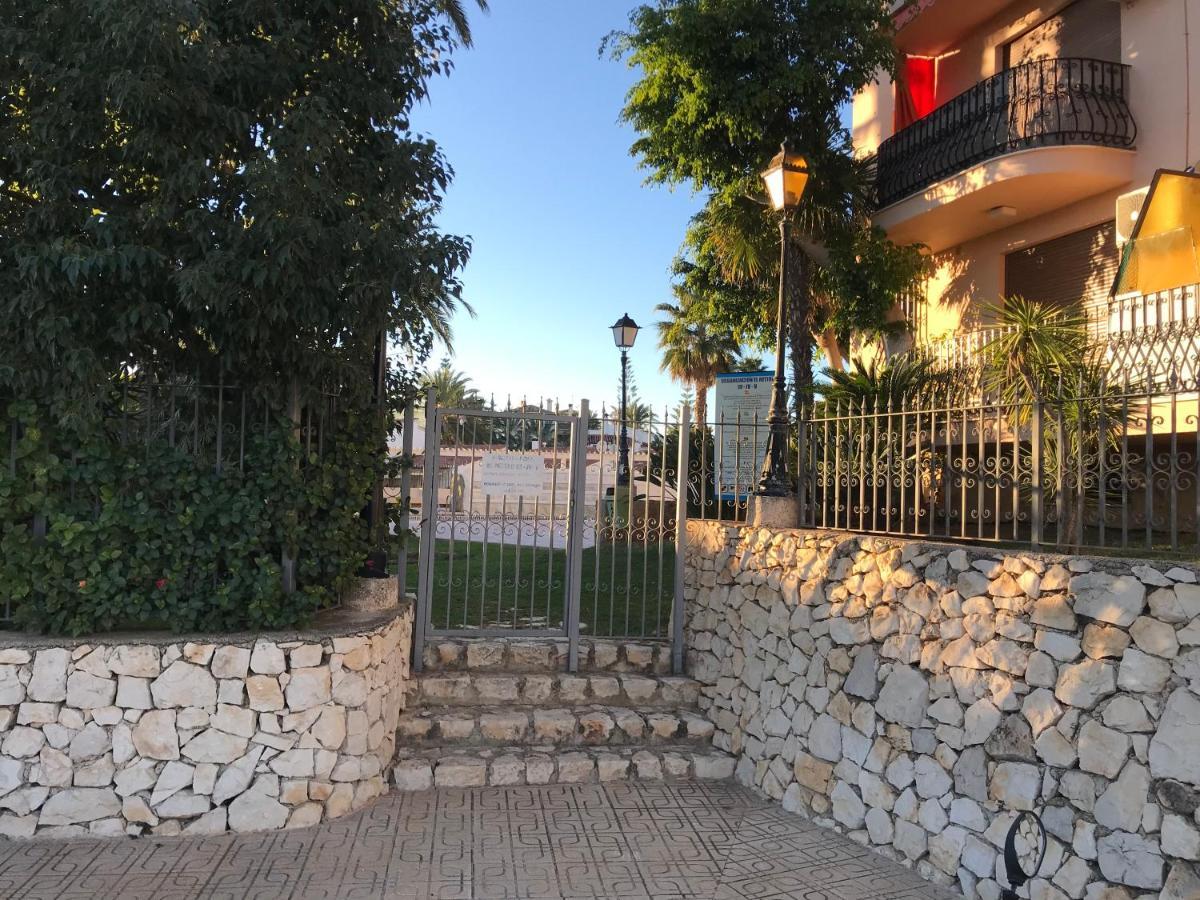 Estudio En Denia Con Piscina Y Wifi Privada, A 100 M Del Mar Eksteriør bilde